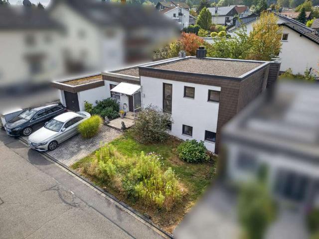 Haus zum Kaufen in Waldbronn Etzenrot 690.000,00 EUR 197 m²