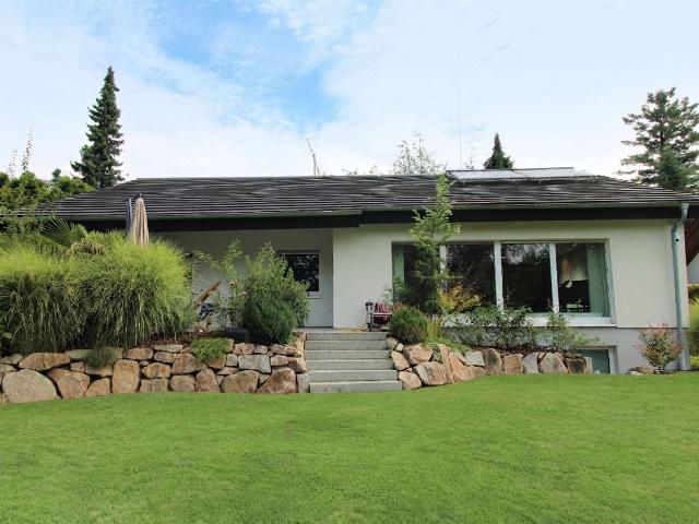 Haus zum Kaufen in Waldbronn 1.176.000,00 EUR 240 m²