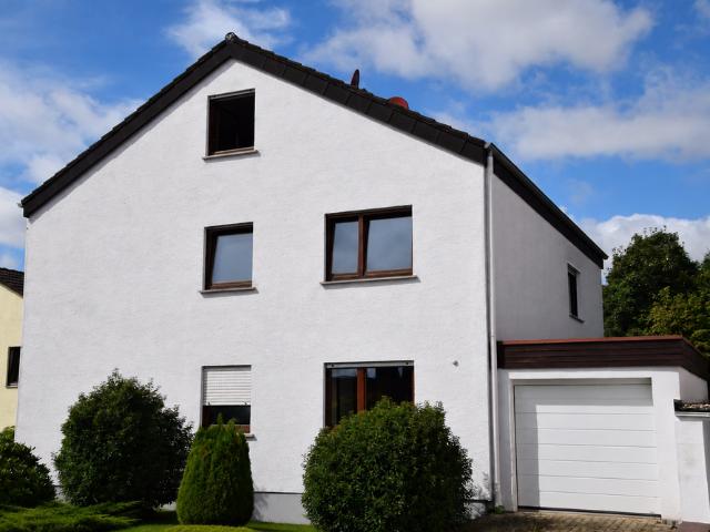 Haus zum Kaufen in Waldbronn 679.000,00 EUR 216 m²