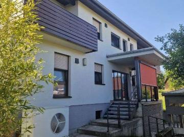 Haus zum Kaufen in Waldbrunn 645.000,00 EUR 231.5 m²