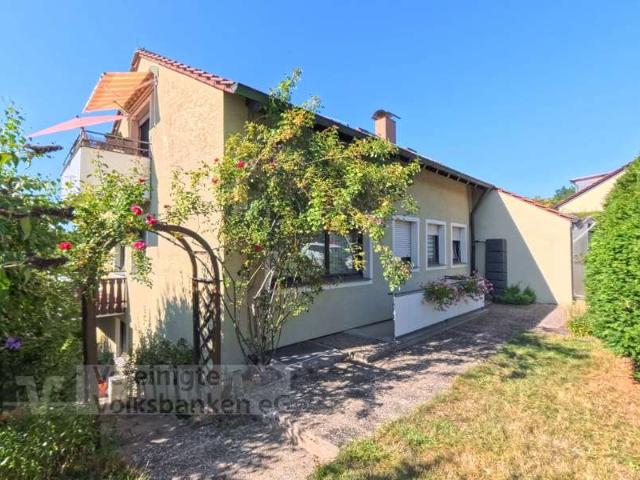 Haus zum Kaufen in Waldenbuch 638.000,00 EUR 235.25 m²