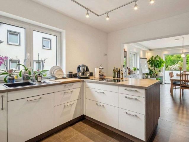 Haus zum Kaufen in Waldrach 649.000,00 EUR 176 m²