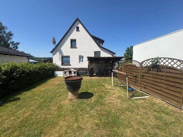 Haus zum Kaufen in Waldsolms 299.000,00 EUR 100 m²