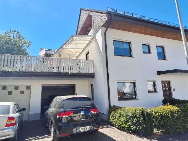 Haus zum Kaufen in Walluf 898.000,00 EUR 250 m²