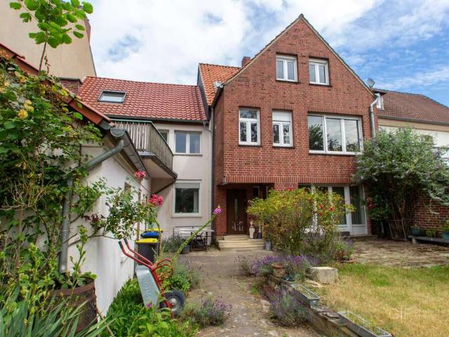 Haus zum Kaufen in Waltrop 445.400,00 EUR 283 m²