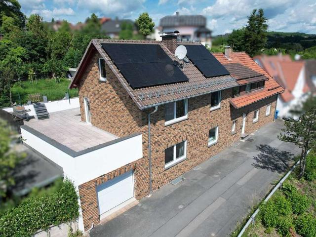 Haus zum Kaufen in Warburg Scherfede 299.000,00 EUR 328 m²