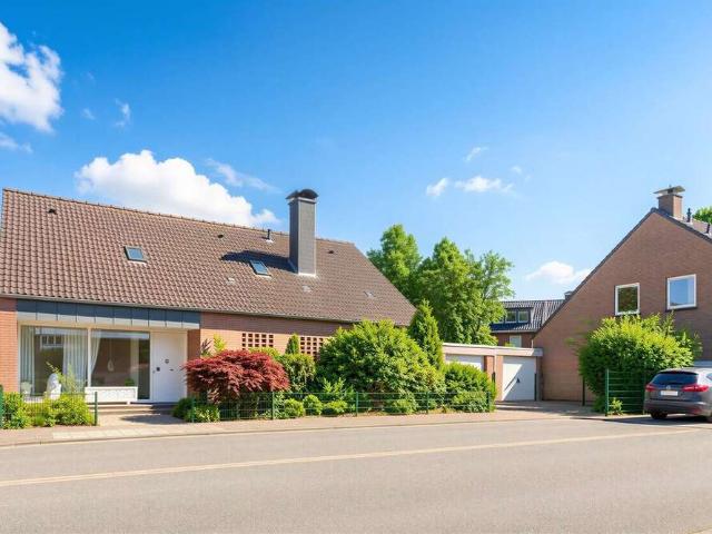 Haus zum Kaufen in Warendorf 385.000,00 EUR 166.98 m²