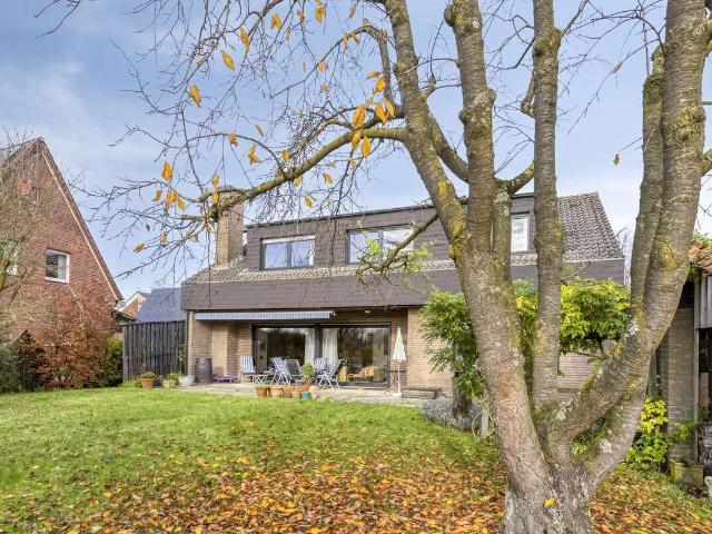 Haus zum Kaufen in Warendorf 478.500,00 EUR 229.21 m²