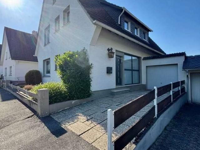 Haus zum Kaufen in Warstein 290.000,00 EUR 150 m²