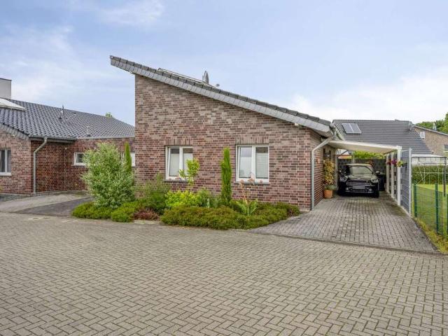 Haus zum Kaufen in Wassenberg 379.800,00 EUR 83 m²