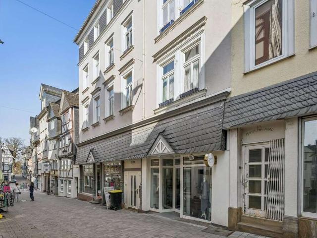 Haus zum Kaufen in Wetzlar 775.000,00 EUR 278.42 m²