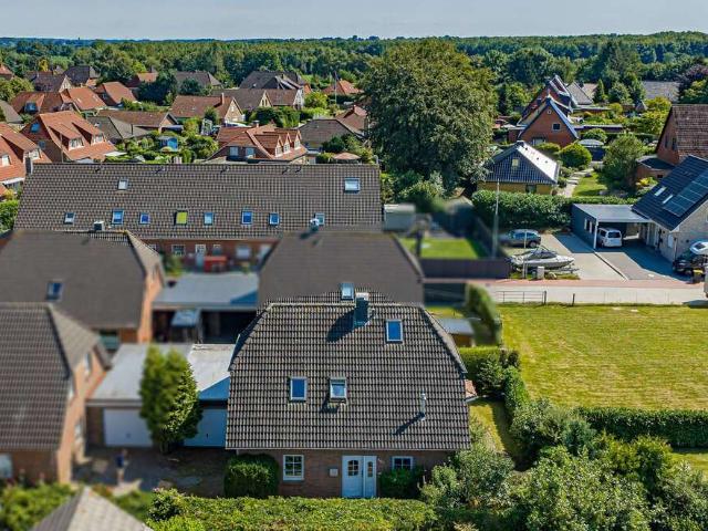 Haus zum Kaufen in Wees 375.000,00 EUR 124 m²