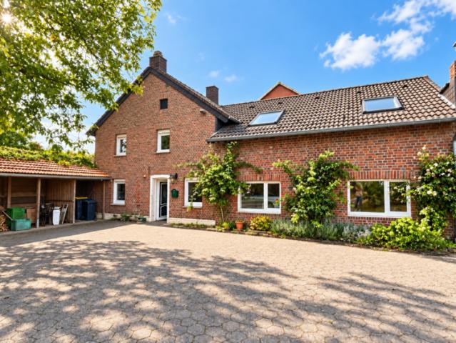 Haus zum Kaufen in Wegberg 720.000,00 EUR 202 m²