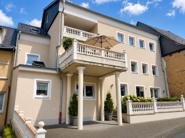 Haus zum Kaufen in Wehlen 850.000,00 EUR 420 m²