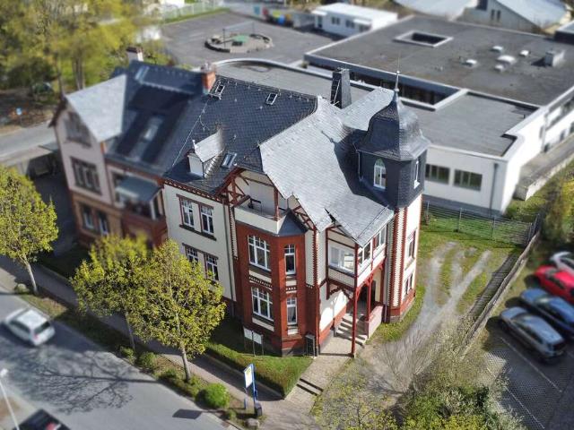Haus zum Kaufen in Weilburg 590.000,00 EUR 330 m²
