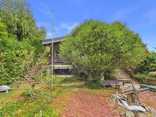 Haus zum Kaufen in Weilrod 447.000,00 EUR 184 m²