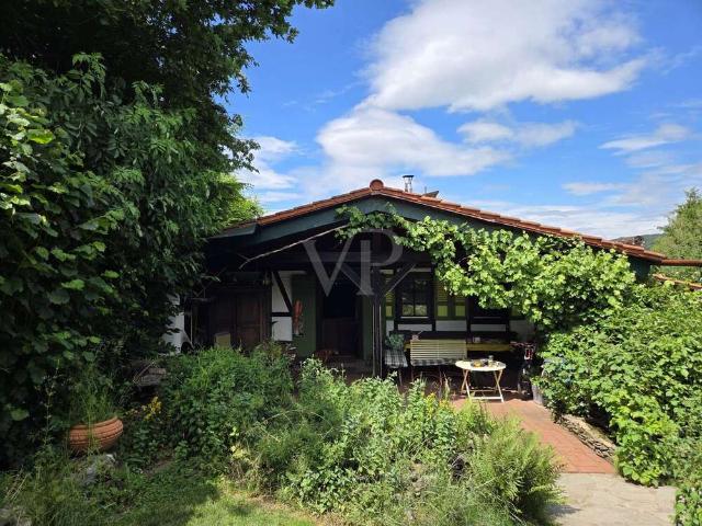 Haus zum Kaufen in Weilrod 280.000,00 EUR 86 m²