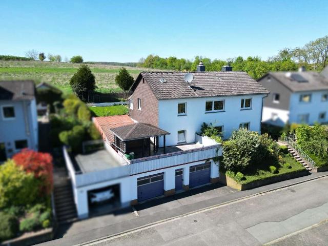 Haus zum Kaufen in Weimar Wenkbach 379.000,00 EUR 173 m²