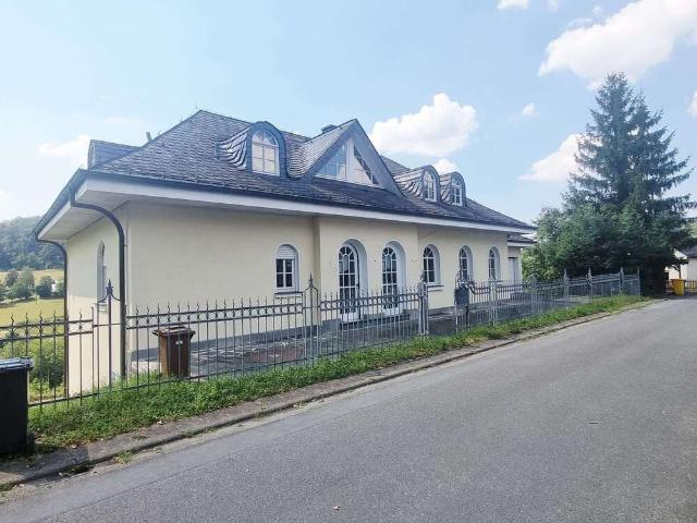 Haus zum Kaufen in Weinbach 498.000,00 EUR 160 m²