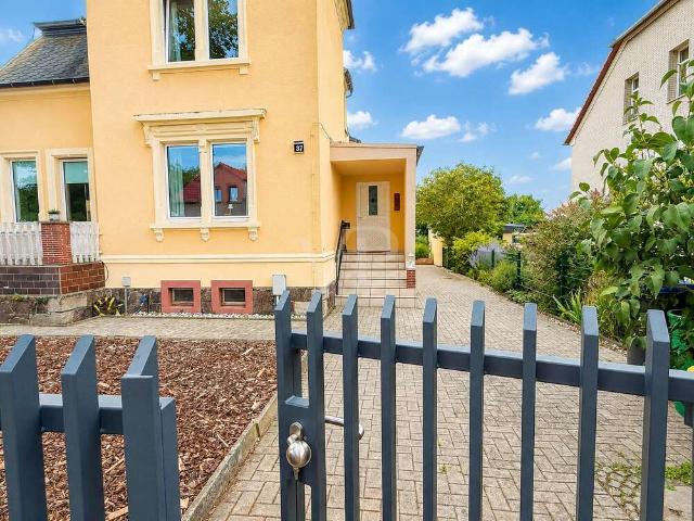 Haus zum Kaufen in Weinböhla 525.000,00 EUR 208 m²