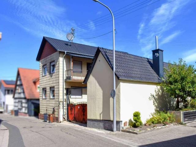 Haus zum Kaufen in Weingarten Pfalz 378.000,00 EUR 158 m²
