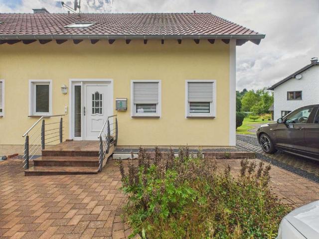 Haus zum Kaufen in Weinsheim 285.000,00 EUR 164 m²