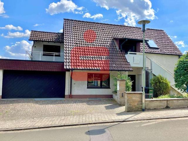 Haus zum Kaufen in Weisenheim am Berg 698.000,00 EUR 318 m²