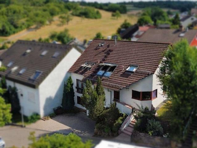 Haus zum Kaufen in Weissach 949.000,00 EUR 270 m²