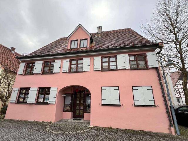 Haus zum Kaufen in Weißenhorn 609.000,00 EUR 195.73 m²