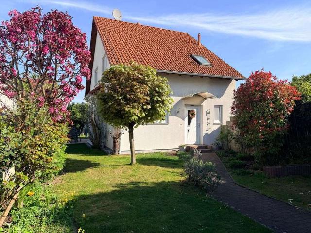 Haus zum Kaufen in Weiterstadt 849.000,00 EUR 244.64 m²