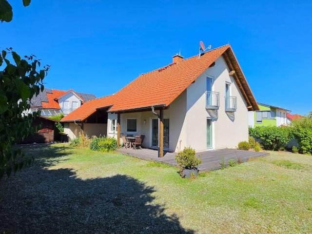 Haus zum Kaufen in Weitramsdorf 385.000,00 EUR 112.08 m²
