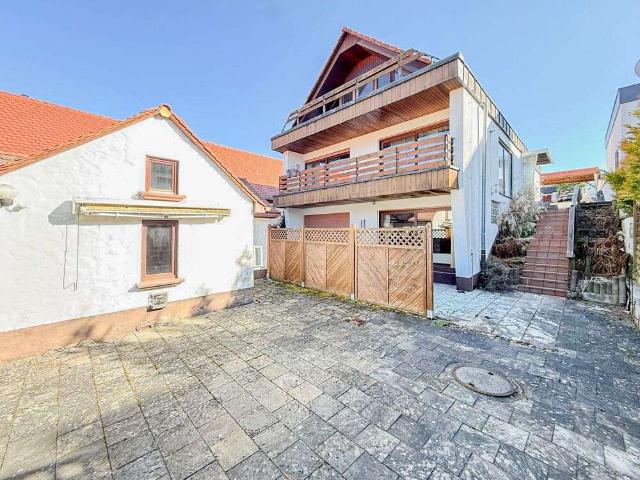 Haus zum Kaufen in Wendelstein 585.000,00 EUR 257 m²