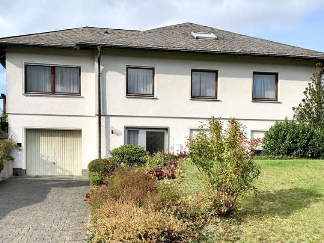 Haus zum Kaufen in Wenden Hillmicke 450.000,00 EUR 262 m²