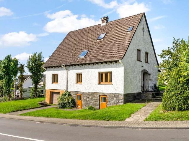 Haus zum Kaufen in Wenden 335.000,00 EUR 205 m²