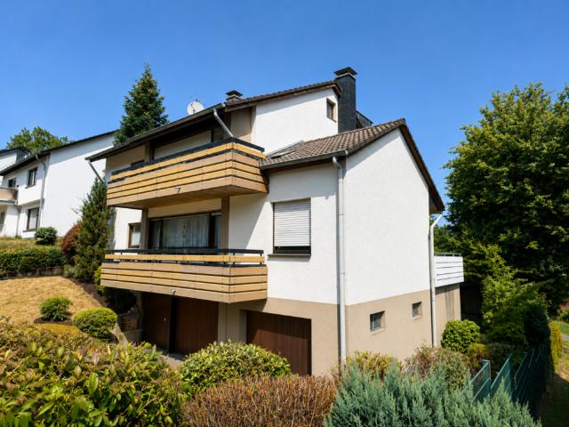 Haus zum Kaufen in Wermelskirchen 439.000,00 EUR 220.88 m²