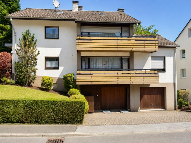 Haus zum Kaufen in Wermelskirchen 439.000,00 EUR 220.88 m²