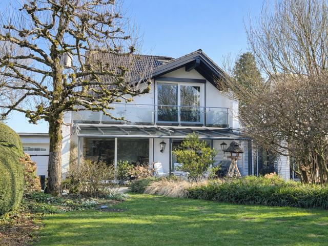 Haus zum Kaufen in Wermelskirchen 940.000,00 EUR 280 m²