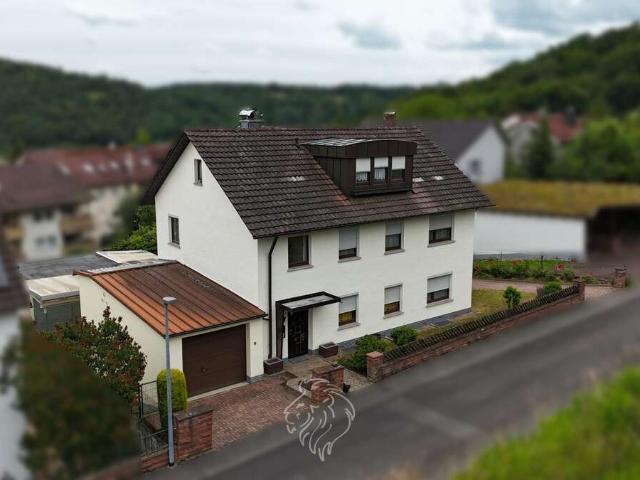 Haus zum Kaufen in Wertheim 464.000,00 EUR 286 m²
