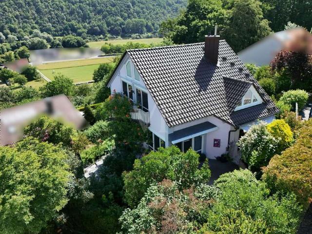 Haus zum Kaufen in Wertheim Hofgarten 549.000,00 EUR 204 m²