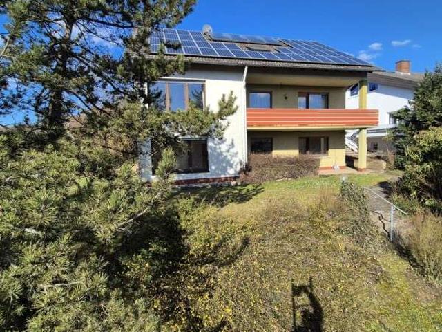 Haus zum Kaufen in Wertheim Lindelbach 350.000,00 EUR 240 m²