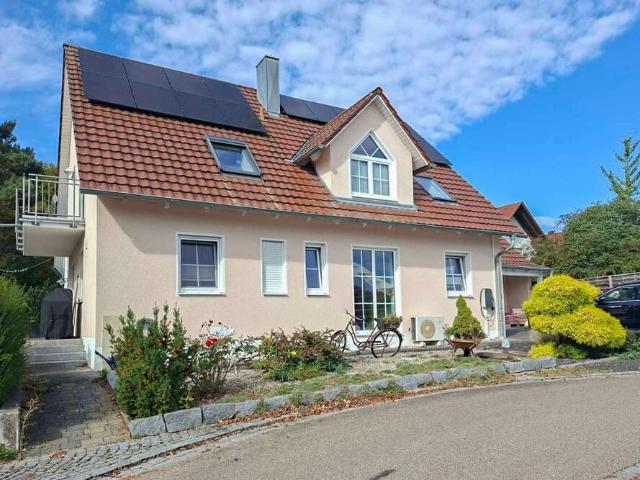 Haus zum Kaufen in Wertingen 597.000,00 EUR 185.61 m²