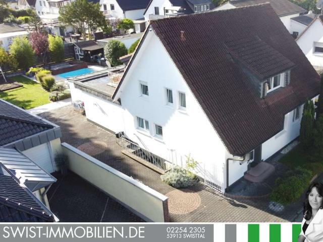 Haus zum Kaufen in Wesseling 798.800,00 EUR 204 m²