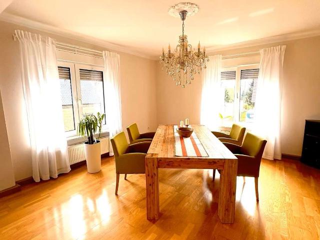 Haus zum Kaufen in Wittenberg 279.000,00 EUR 195.59 m²