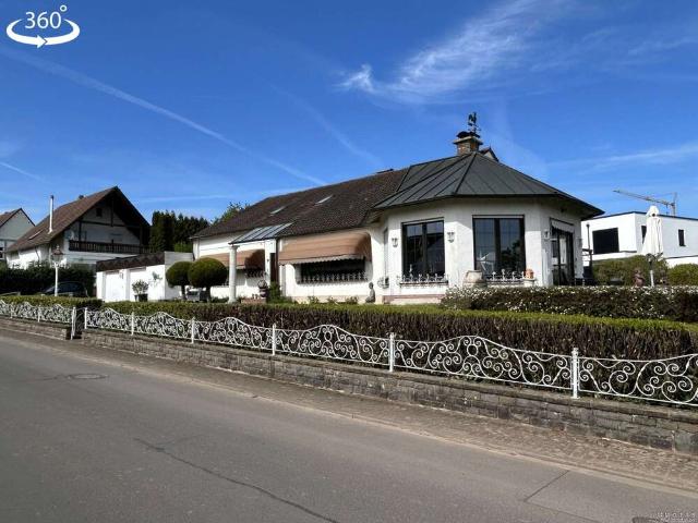 Haus zum Kaufen in Wittlich Dorf 549.000,00 EUR 240 m²