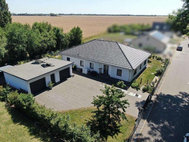 Haus zum Kaufen in Wiedemar OT Kölsa 545.000,00 EUR 160 m²