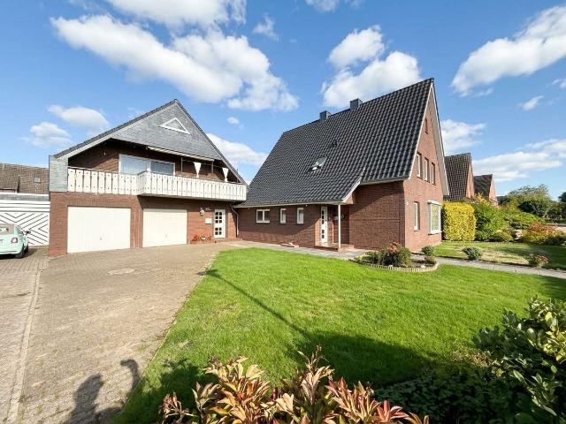 Haus zum Kaufen in Wiefelstede 475.000,00 EUR 272 m²