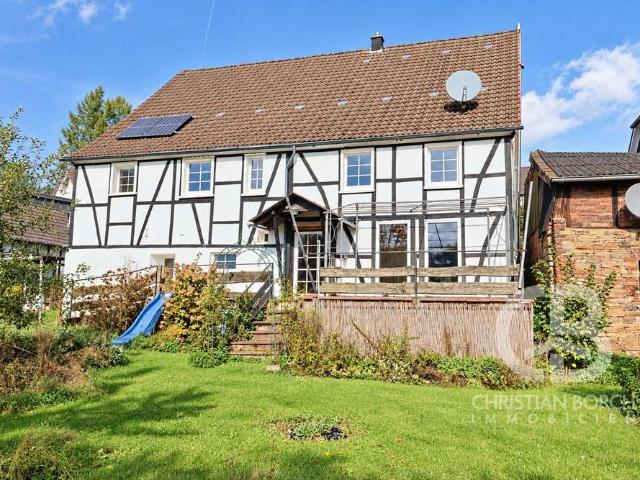 Haus zum Kaufen in Wiehl 311.000,00 EUR 191.5 m²