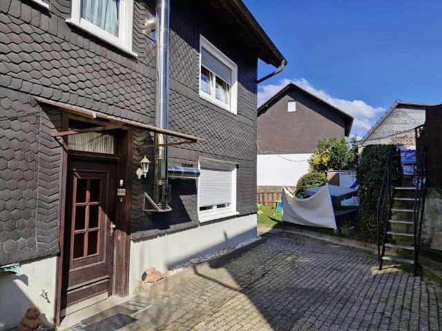 Haus zum Kaufen in Wiehl Bielstein 355.000,00 EUR 231 m²