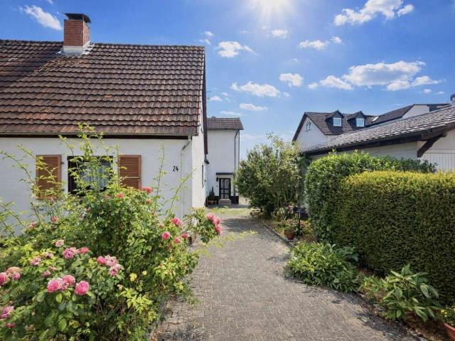 Haus zum Kaufen in Wiesbaden Freudenberg 660.450,00 EUR 166 m²