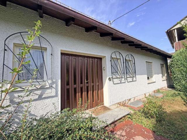 Haus zum Kaufen in Wiesbaden Heßloch 450.000,00 EUR 120 m²